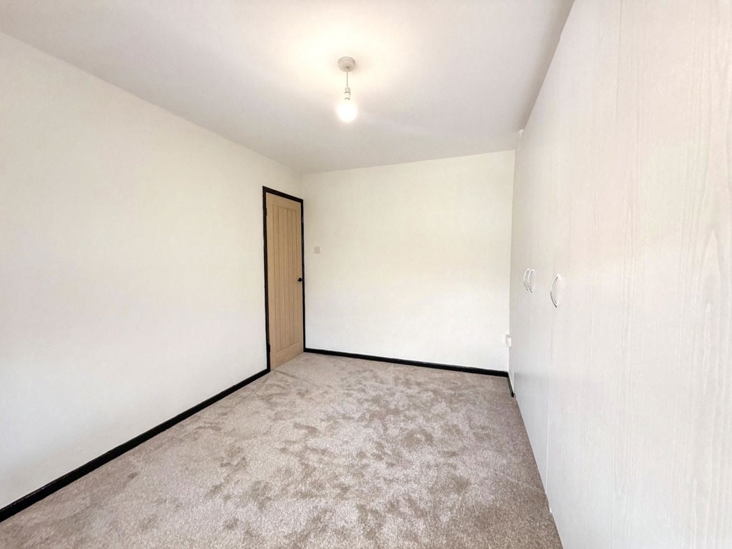 Property image 14 of 19
