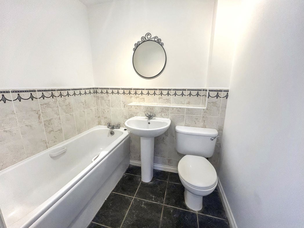 Property image 7 of 16