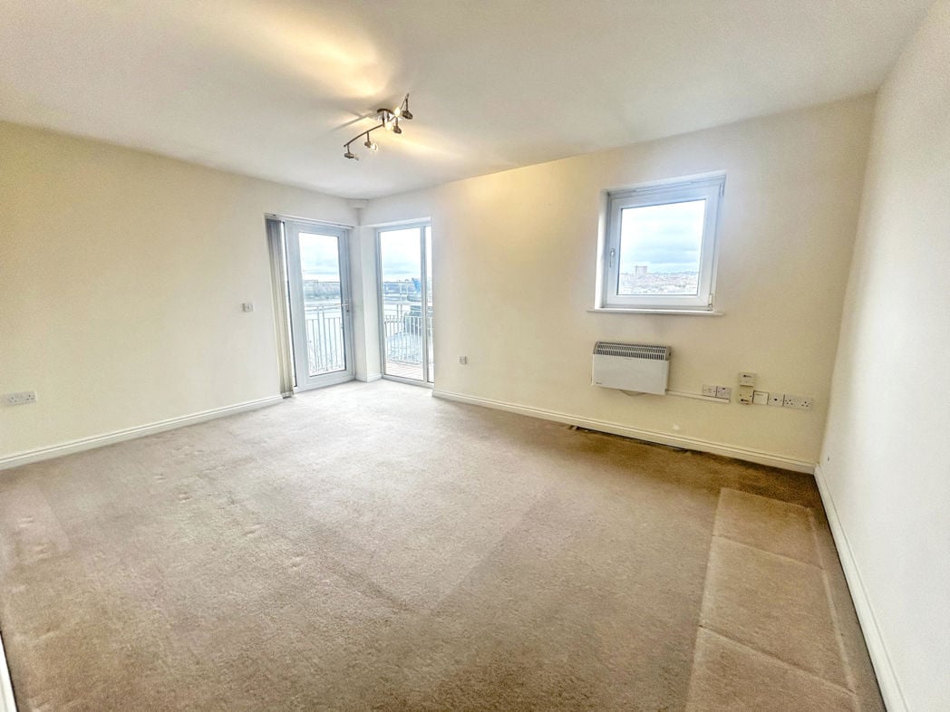 Property image 12 of 16