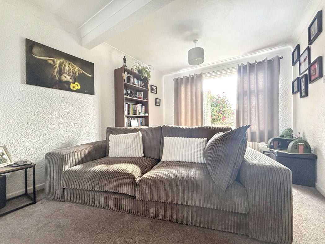 Property image 8 of 21
