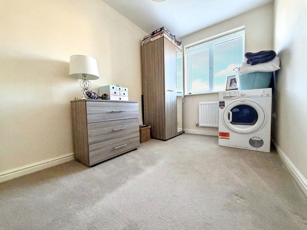 Property image 14 of 18