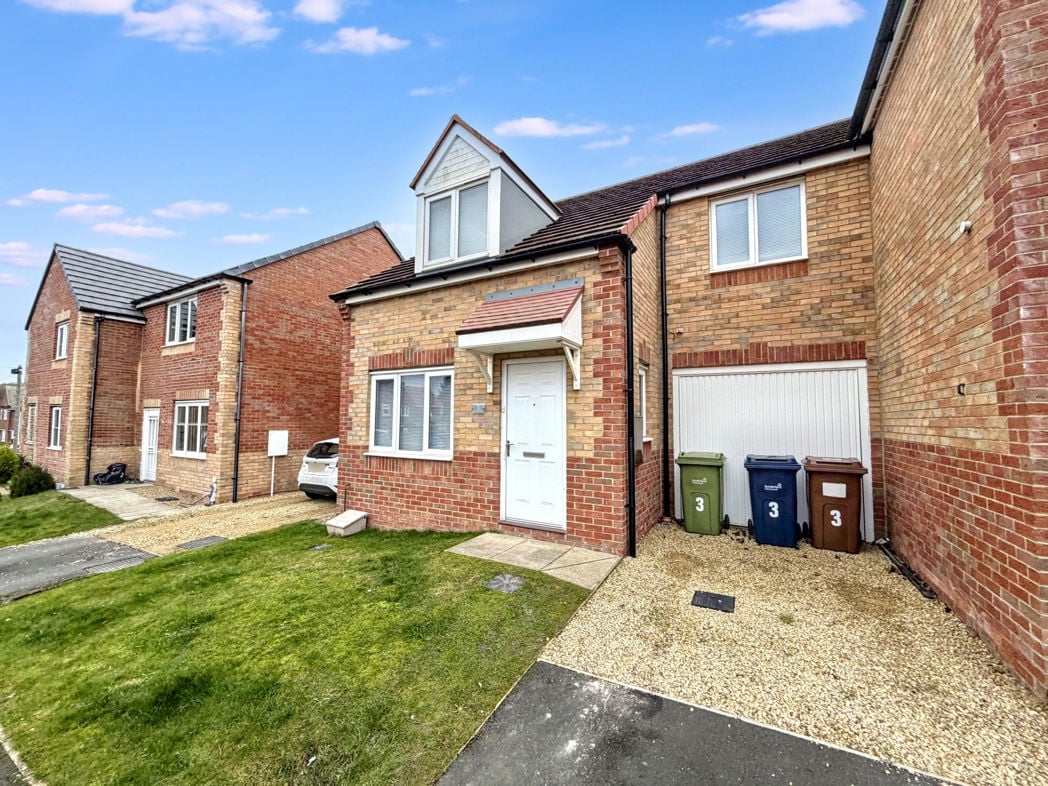 Property image 1 of 18