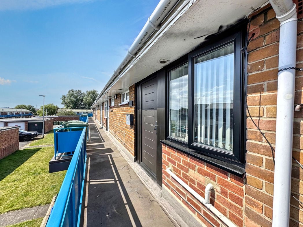 Property image 3 of 3