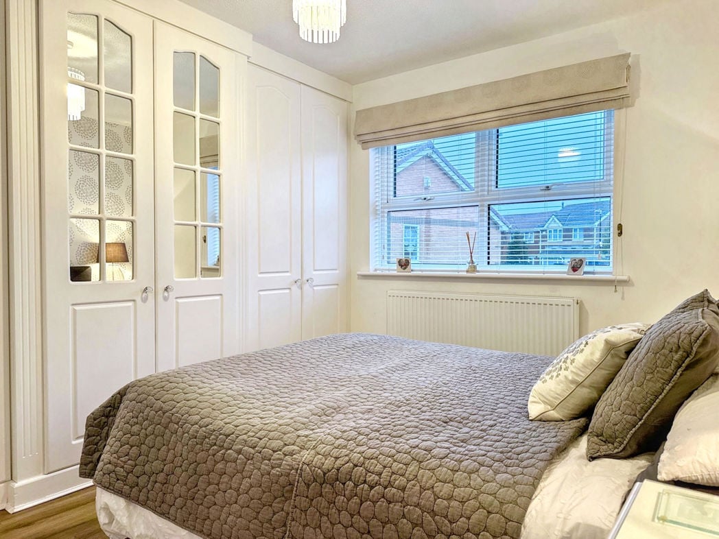 Property image 22 of 37