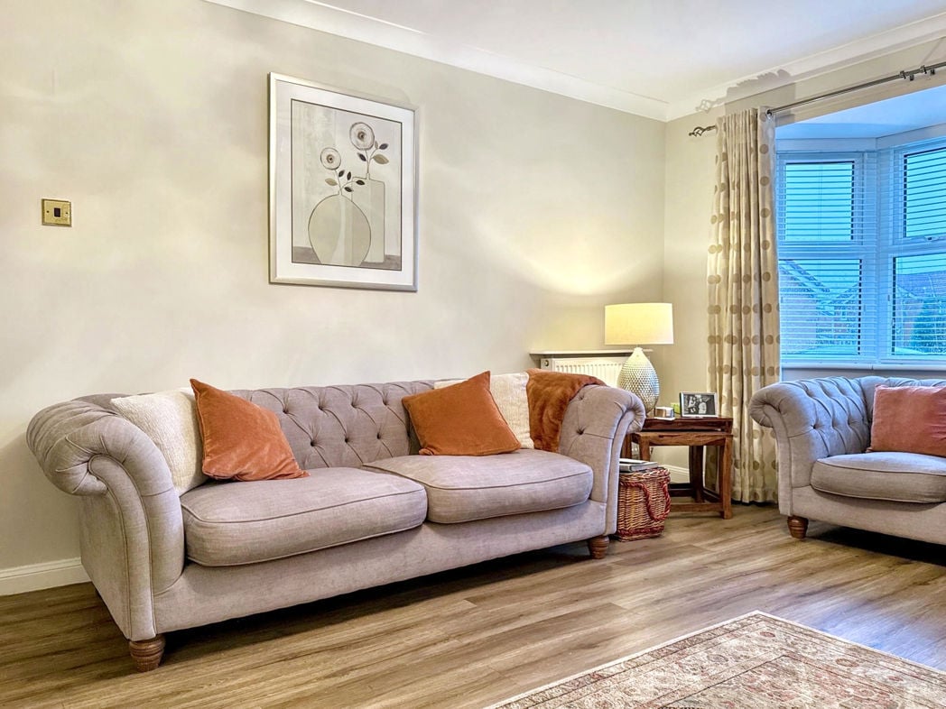 Property image 6 of 37
