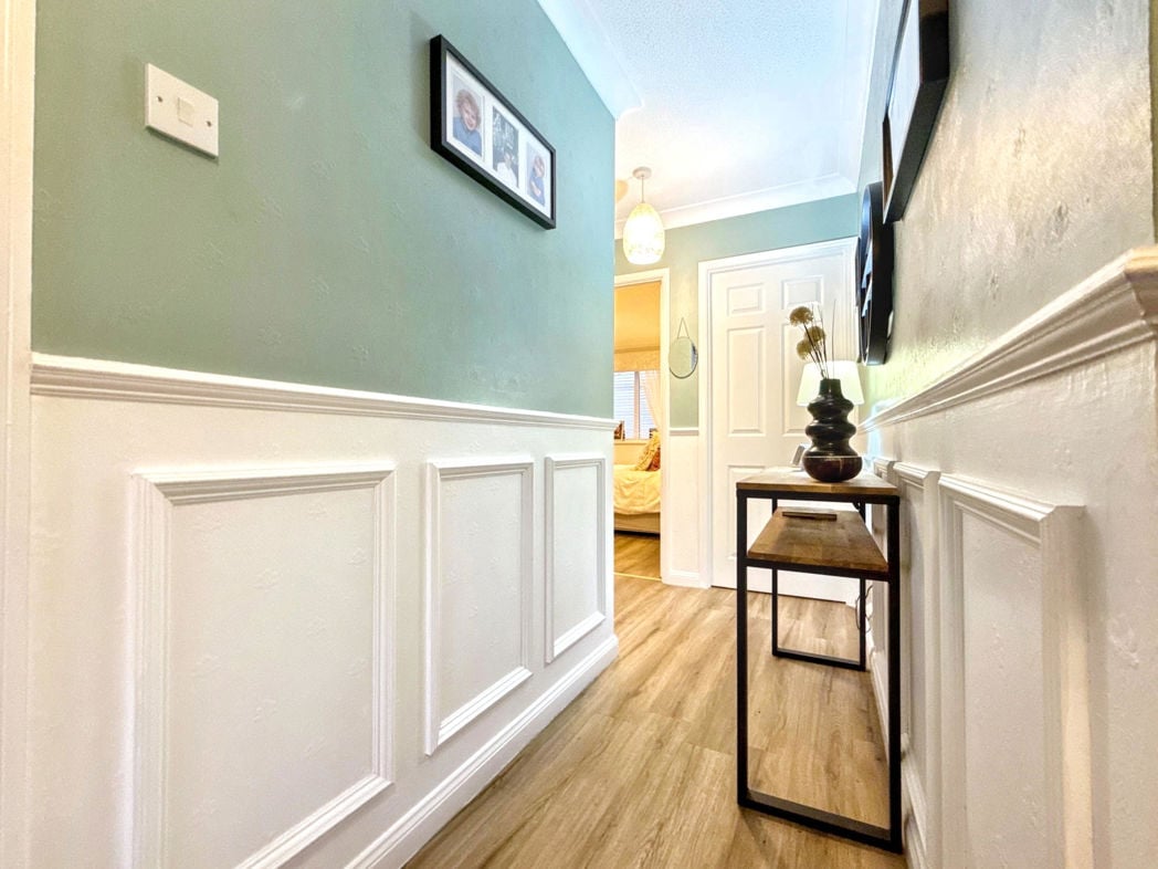 Property image 15 of 37