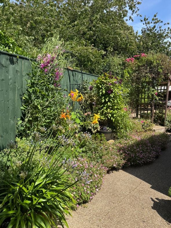 Property image 30 of 37