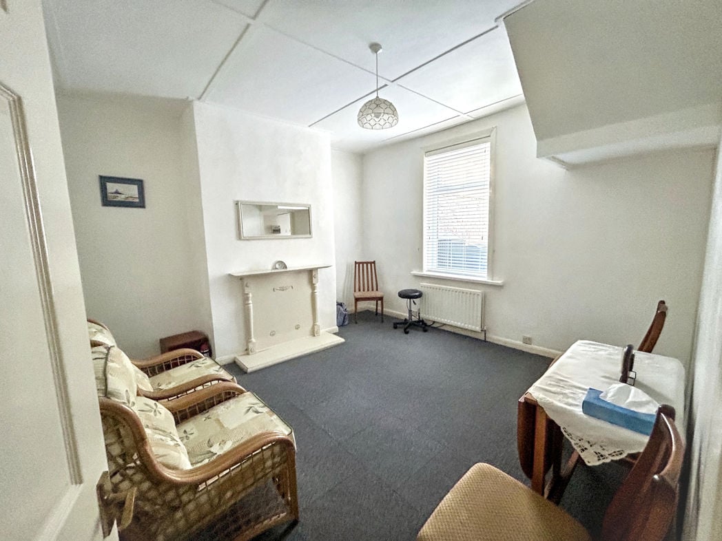 Property image 5 of 13