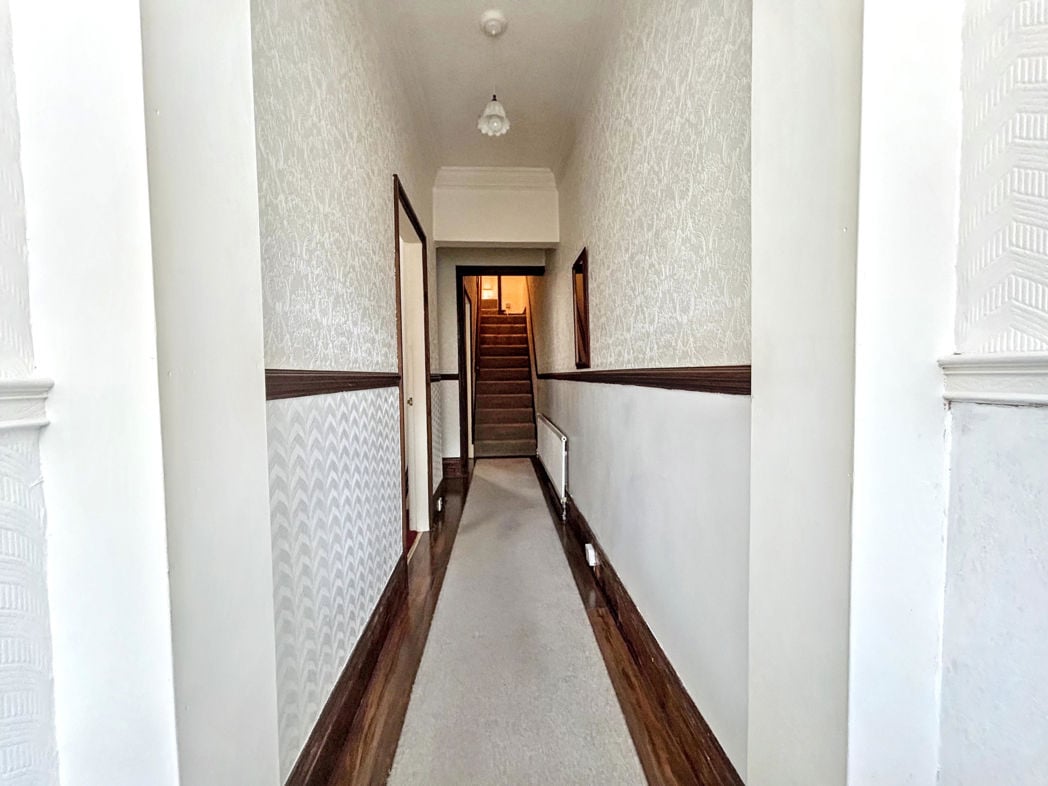Property image 4 of 13