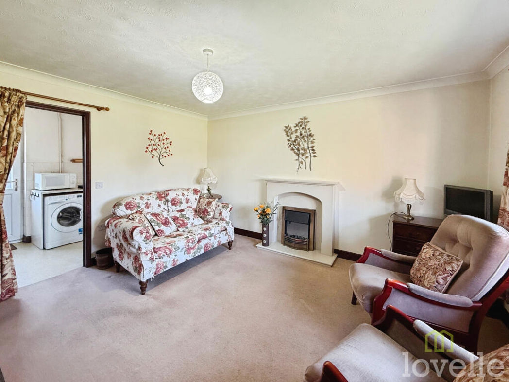 Property image 2 of 7