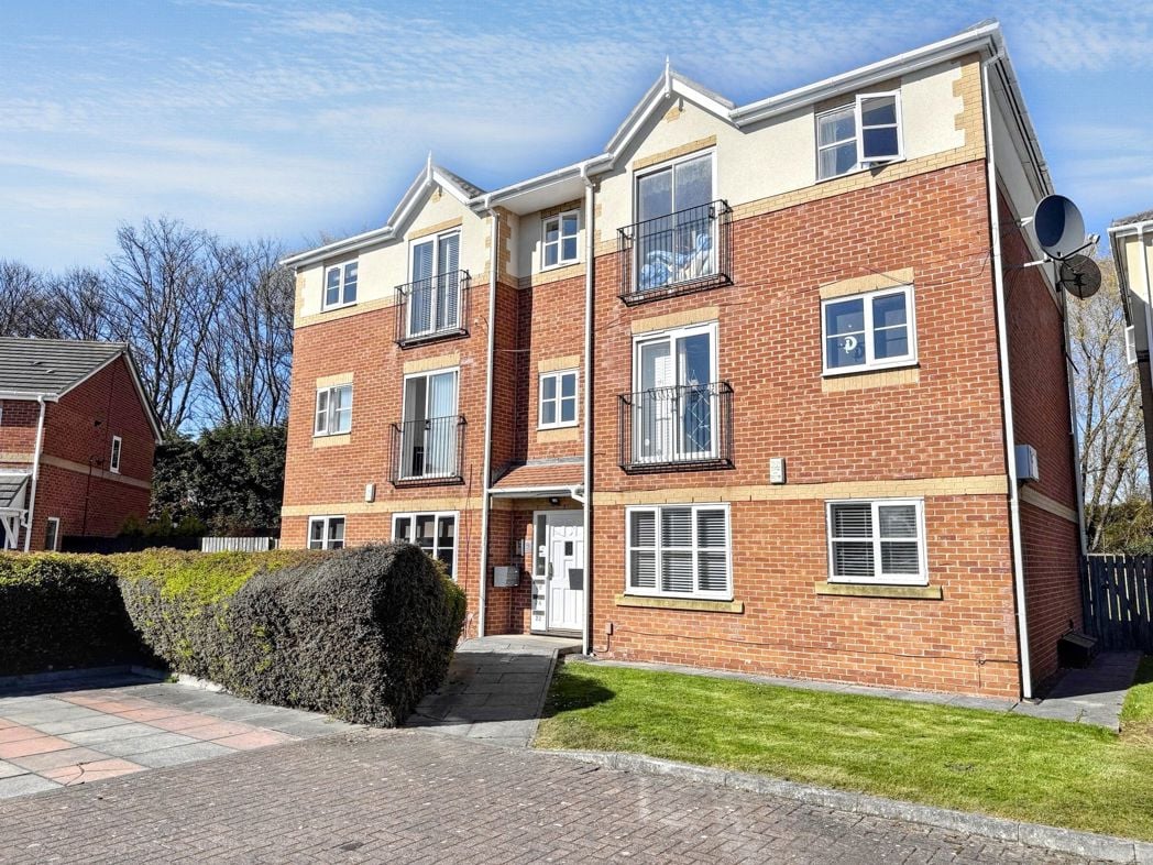 Property image 1 of 11