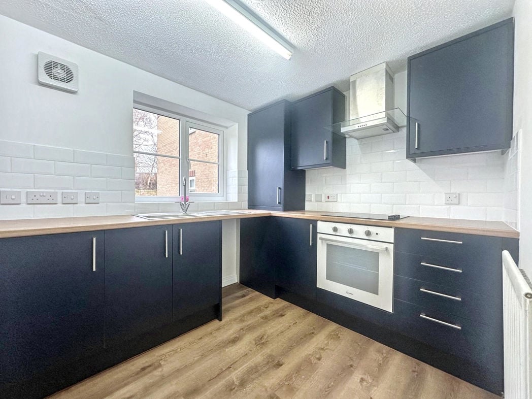 Property image 6 of 11
