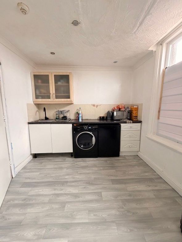 Property image 7 of 23