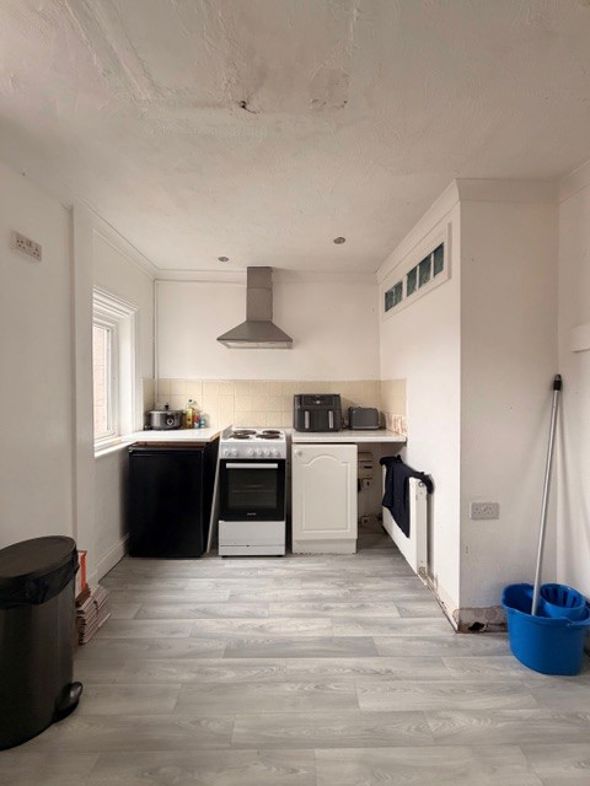 Property image 8 of 23