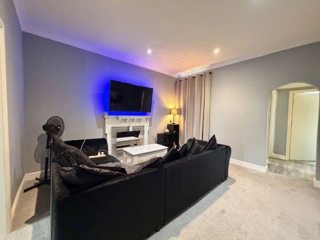 Property image 5 of 23