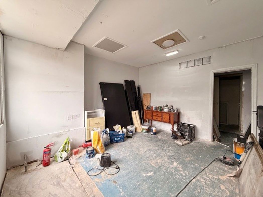 Property image 18 of 23