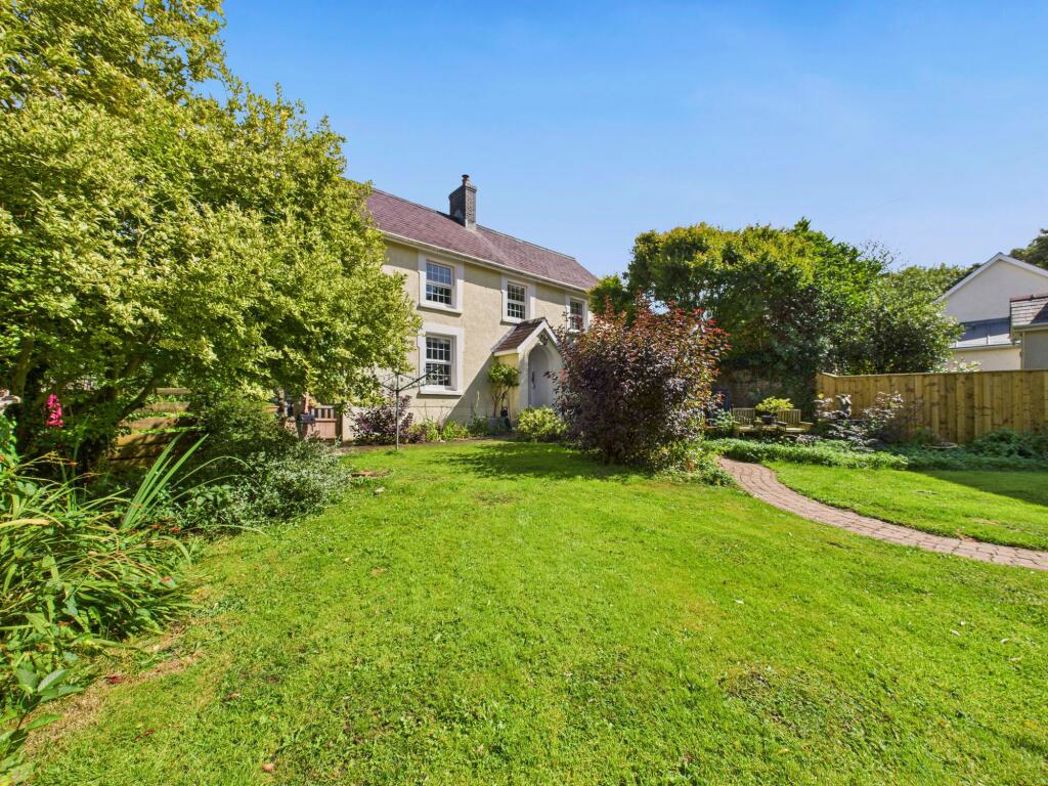Property image 1 of 35