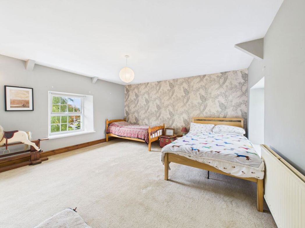 Property image 30 of 35
