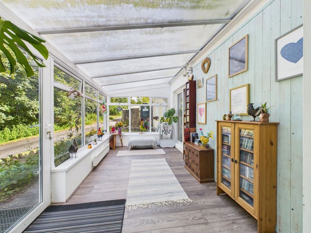 Property image 5 of 35