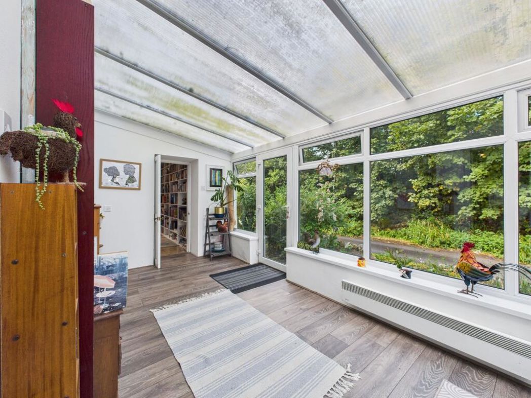 Property image 26 of 35
