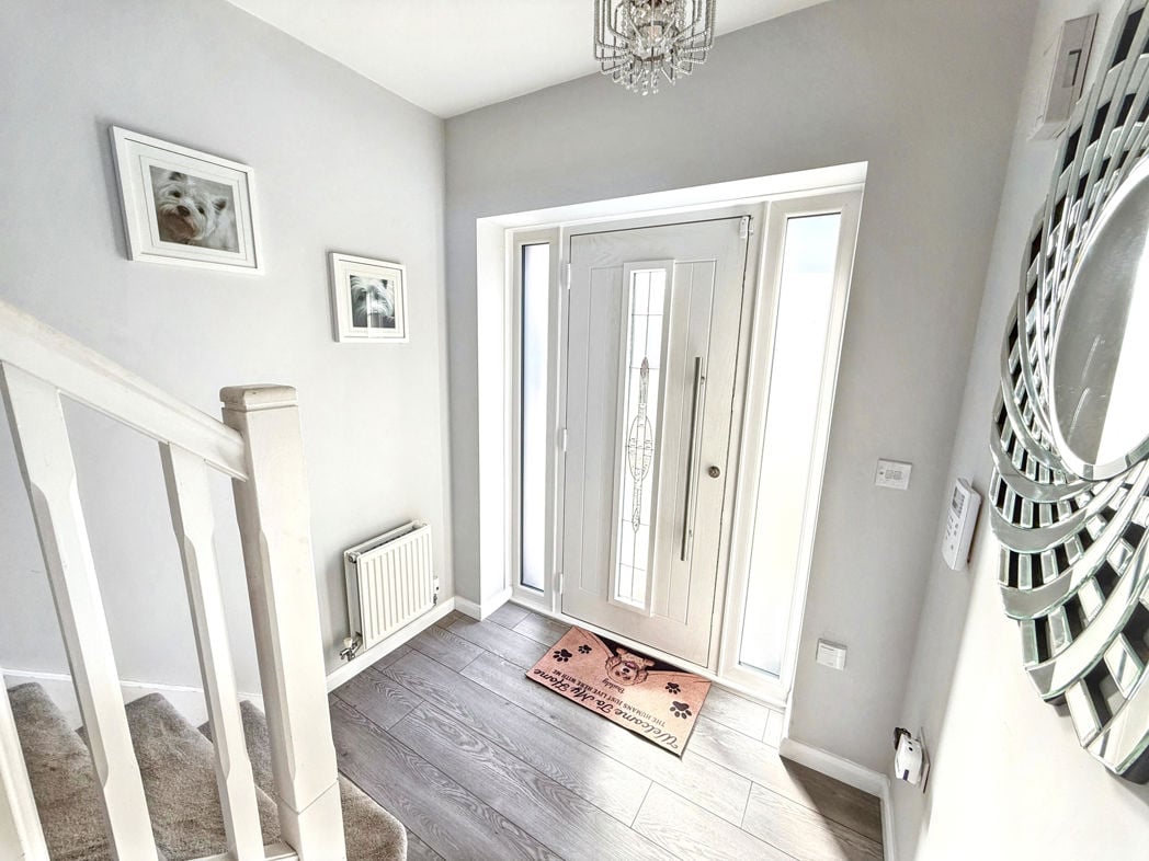 Property image 4 of 18