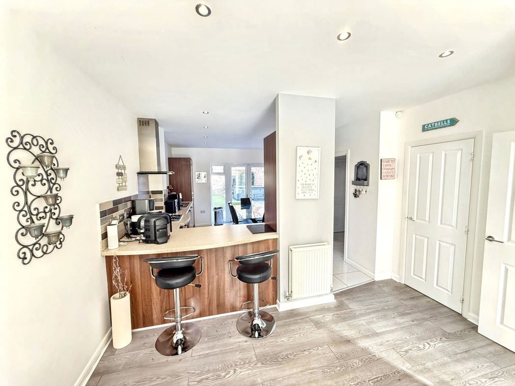Property image 5 of 18