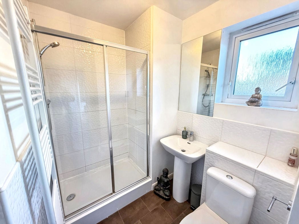 Property image 10 of 18