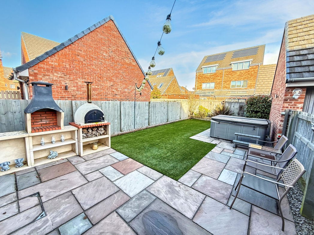 Property image 17 of 18