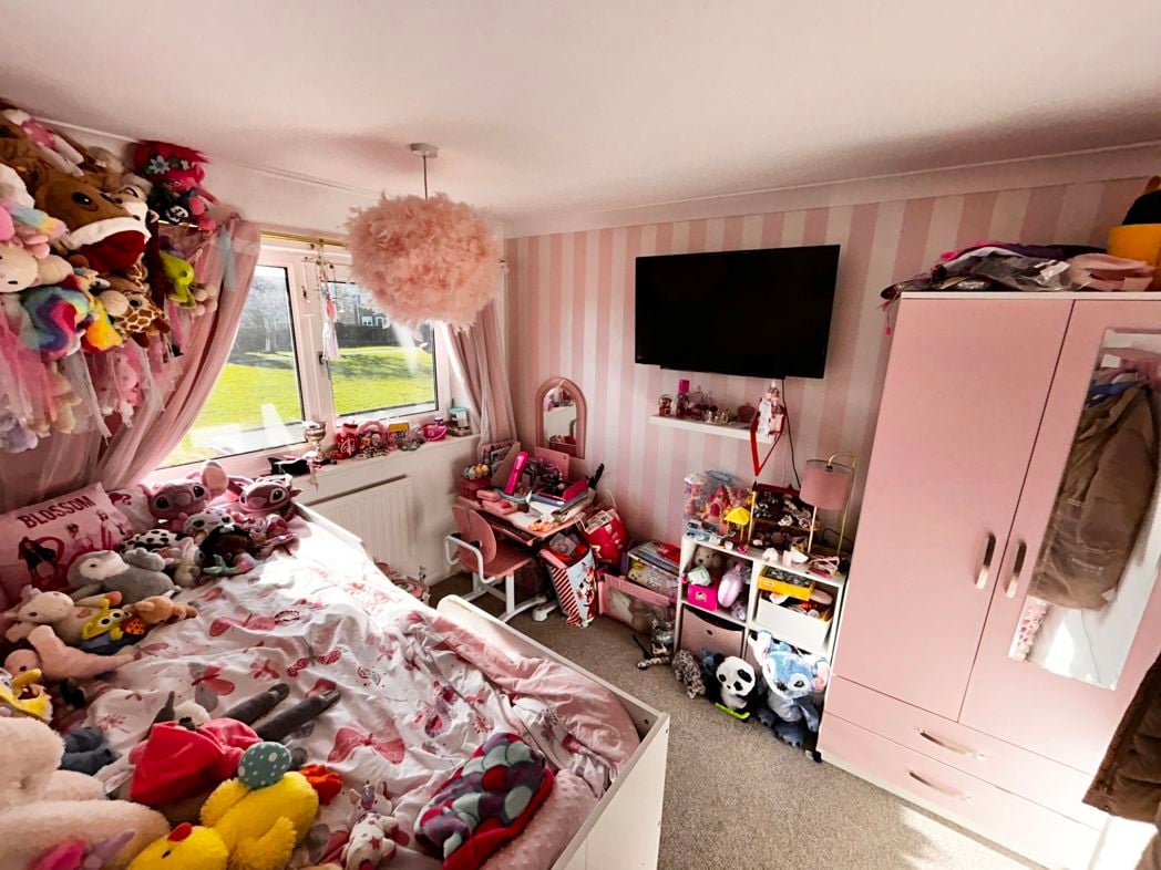 Property image 10 of 16