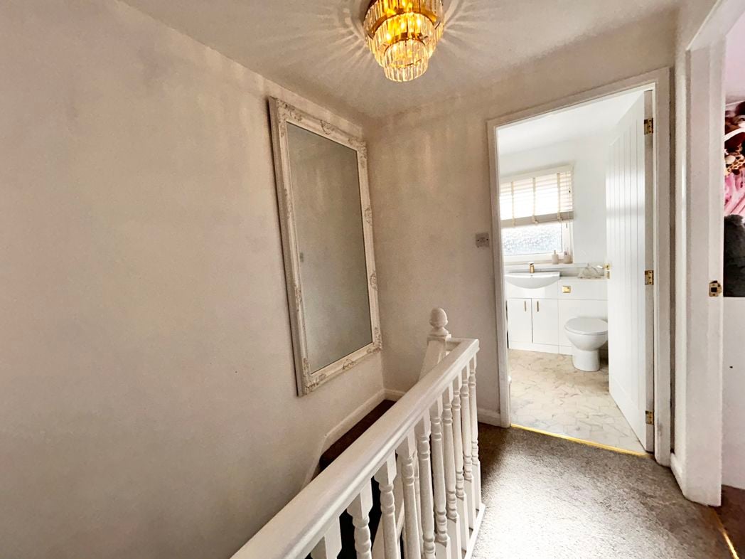 Property image 7 of 16