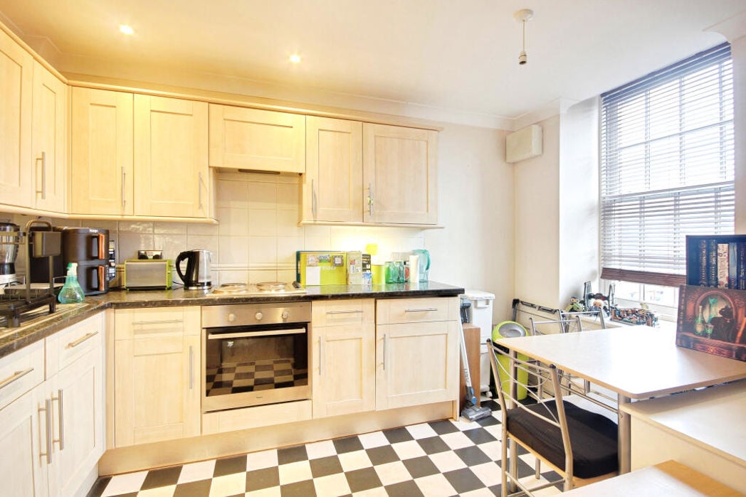 Property image 4 of 8