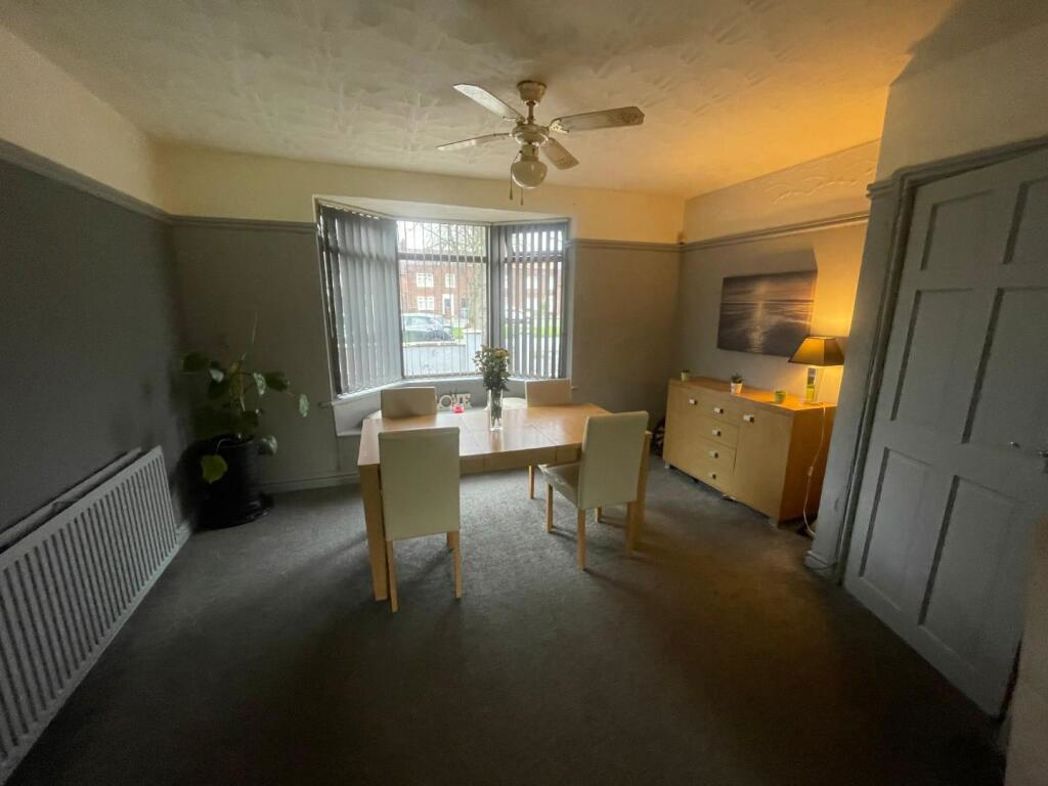 Property image 3 of 13