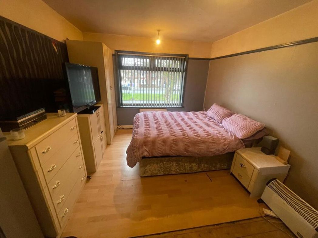 Property image 4 of 13