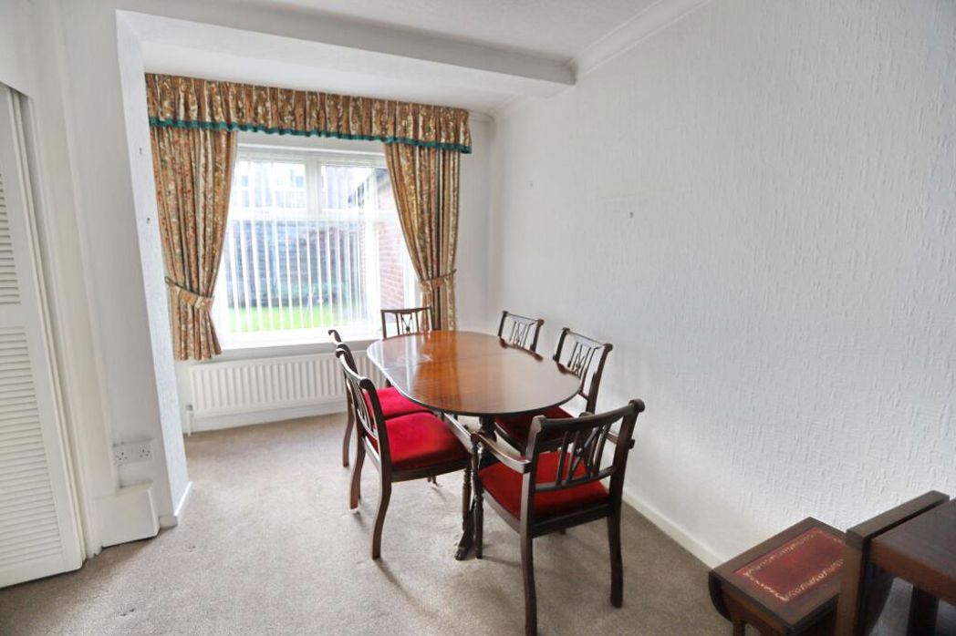 Property image 4 of 15