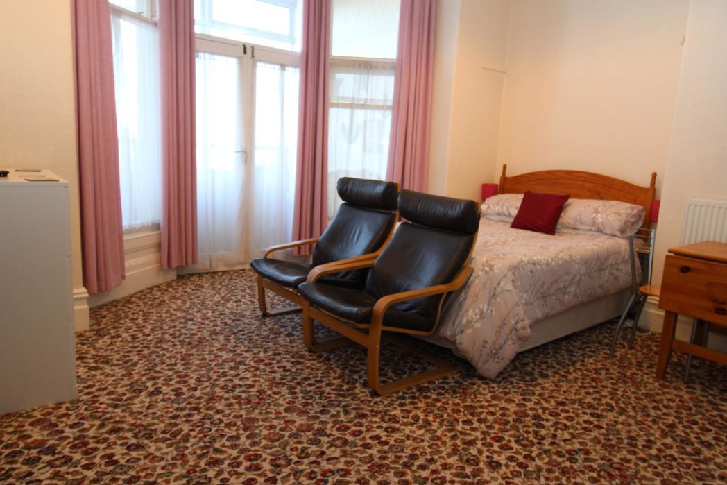 Property image 3 of 22