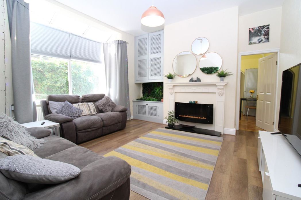 Property image 8 of 22