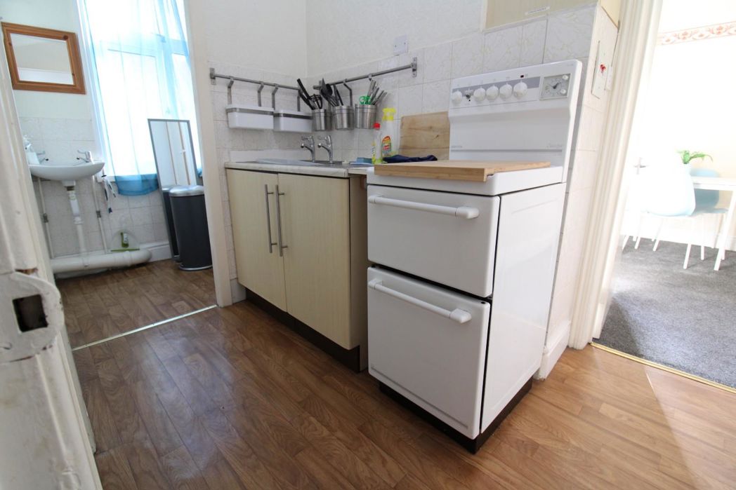 Property image 12 of 22