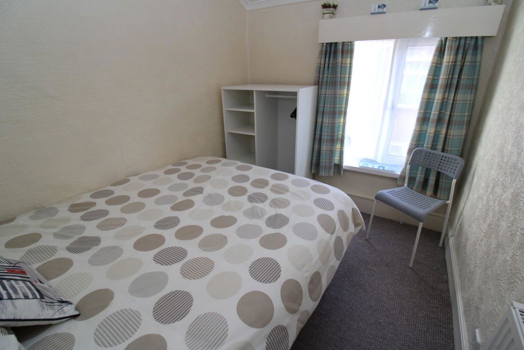 Property image 14 of 22