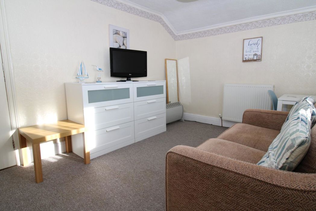 Property image 16 of 22