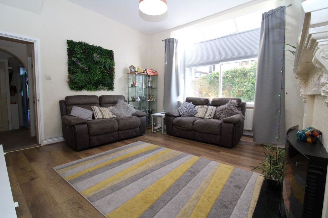 Property image 17 of 22