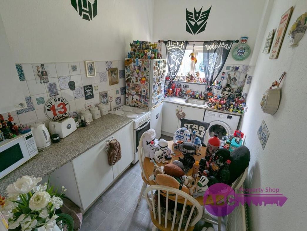 Property image 6 of 16