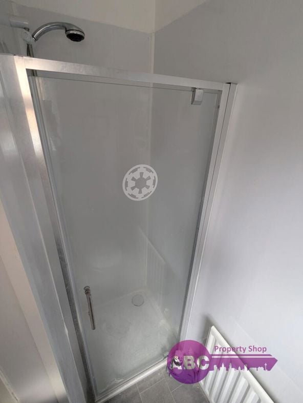 Property image 10 of 16