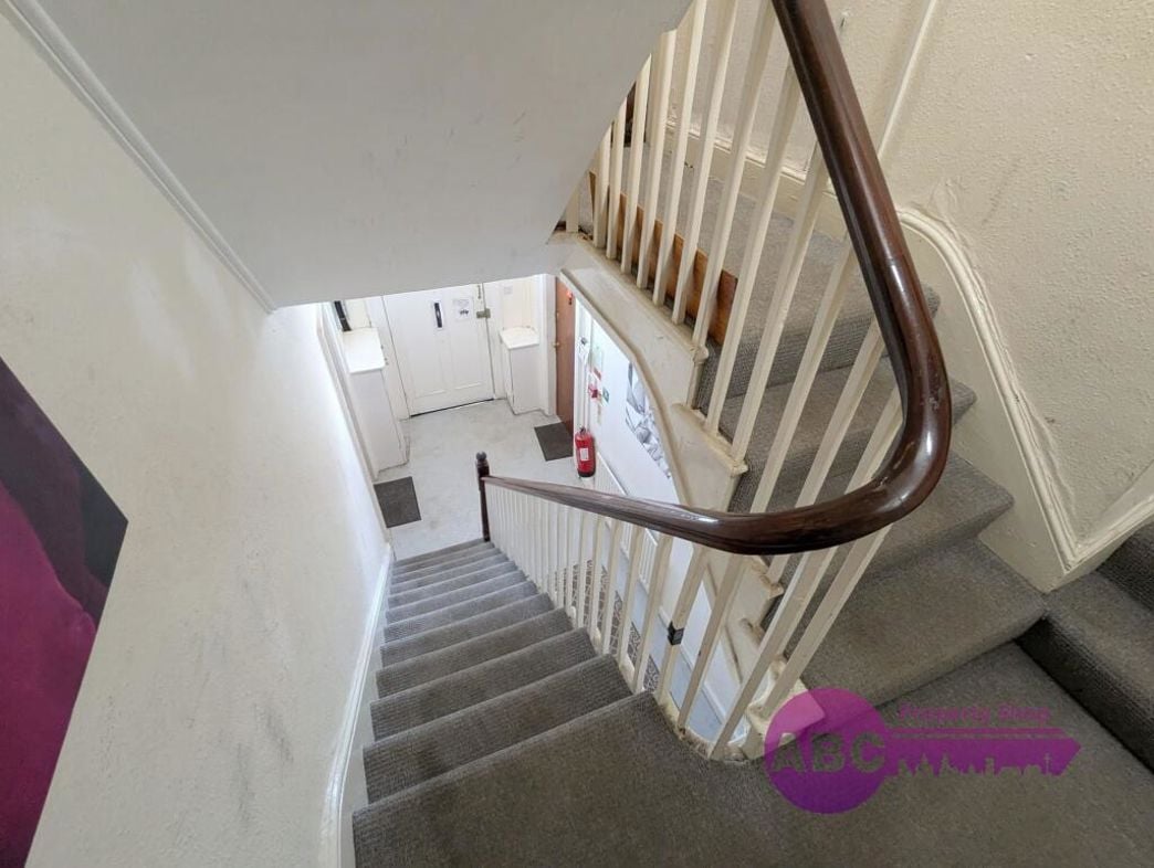 Property image 12 of 16