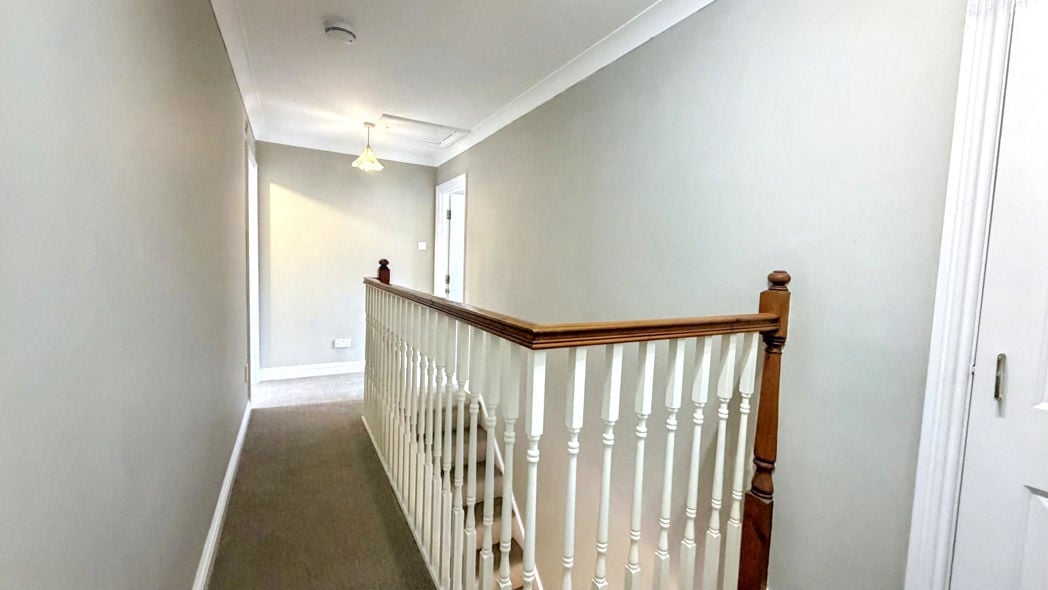 Property image 13 of 19