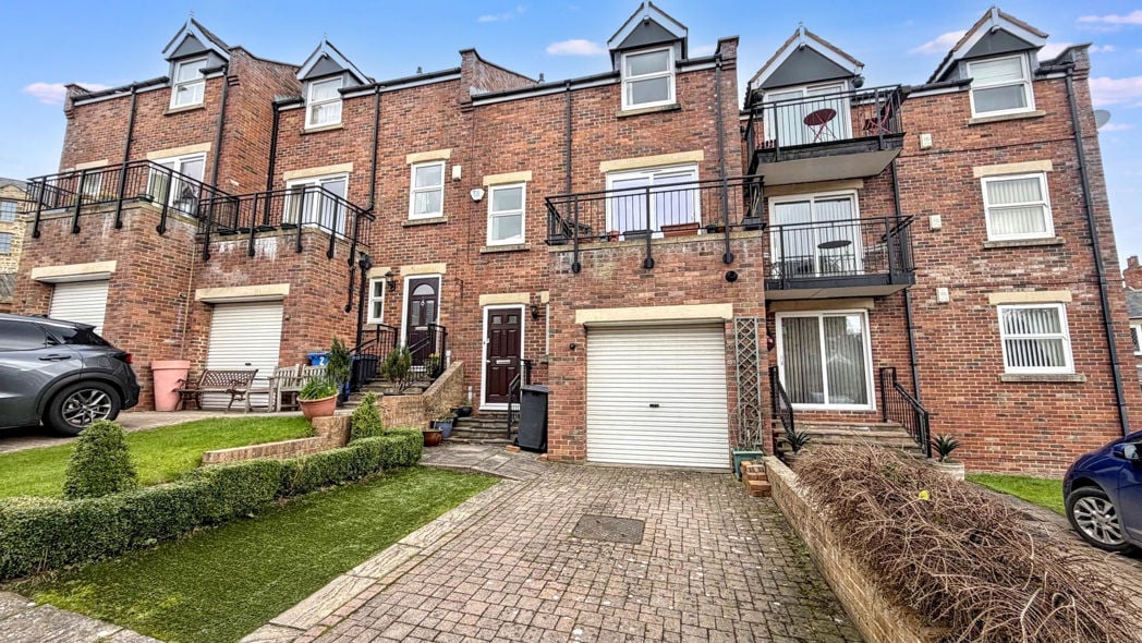 Property image 1 of 19