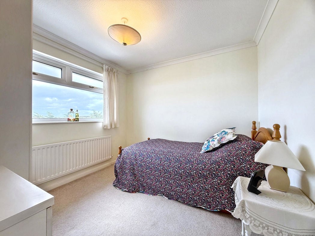 Property image 16 of 23
