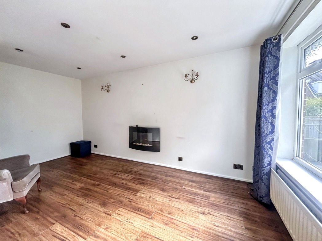 Property image 2 of 13