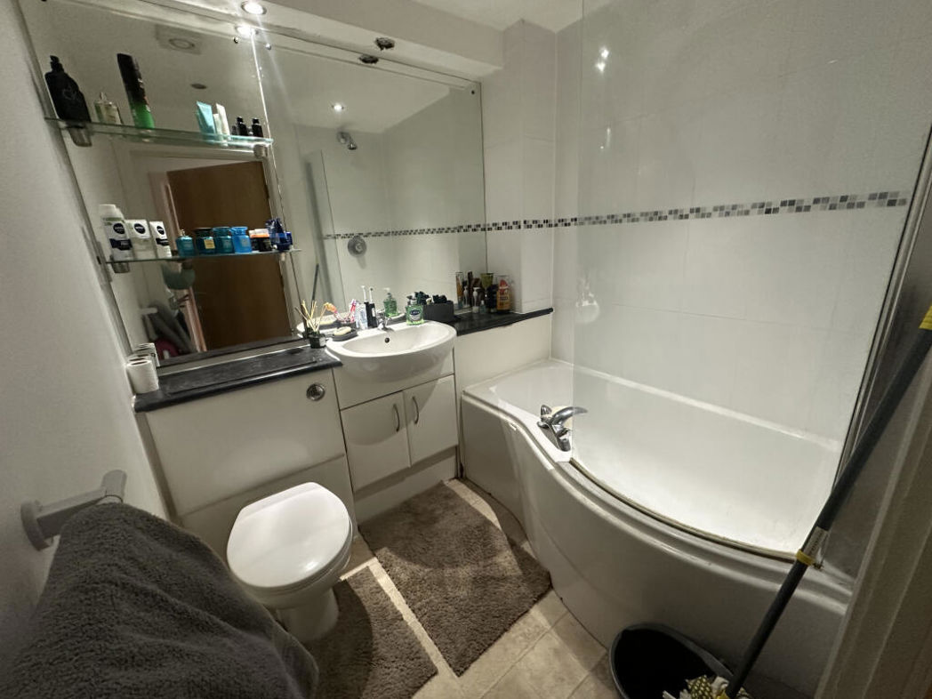 Property image 6 of 7