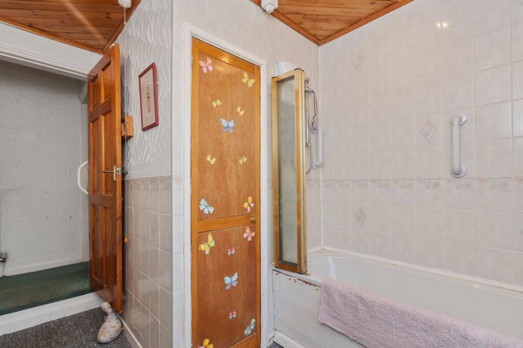 Property image 13 of 40