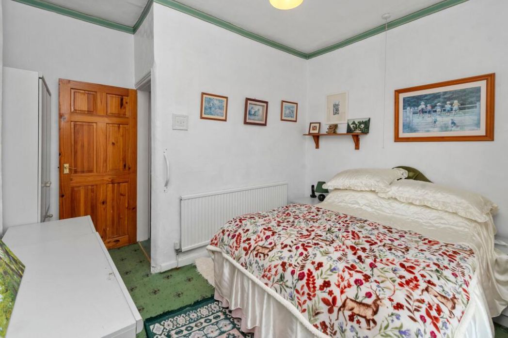 Property image 27 of 40